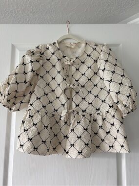 Women's Cream Puff-Sleeve Bow Peplum Top